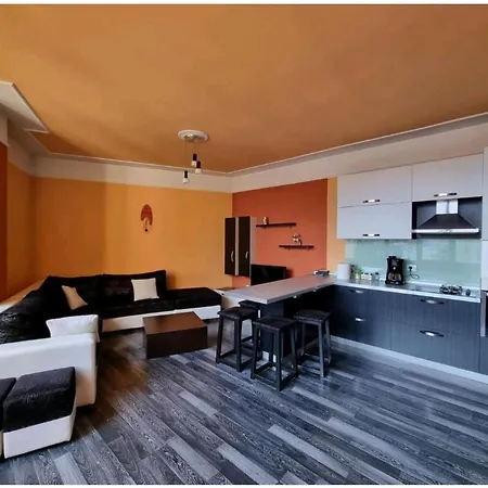 Central Apartment Apartament *